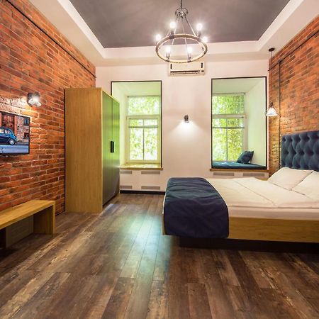 Self Check-In Apartments Near Landscape Alley 基輔 外观 照片